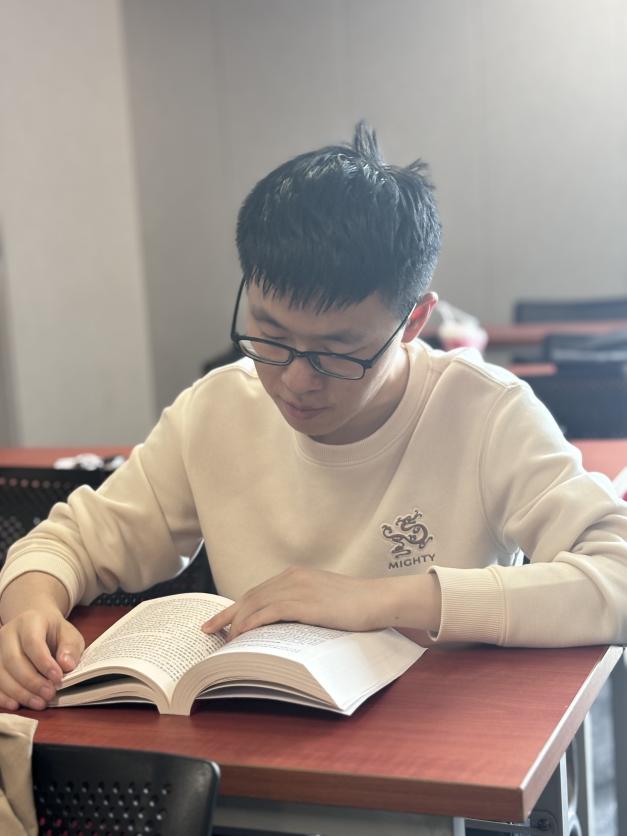 说明: 第二期红色读书会Image_1713953741167 说明: 第二期红色读书会Image_1713953741167